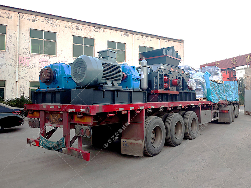 花崗巖液壓對輥破碎機(jī)多少錢？有沒有好的廠家推薦？