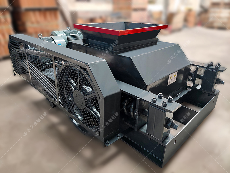 建筑垃圾處理為何首先選擇雙齒輥破碎機(jī)？這3個優(yōu)勢太明顯！